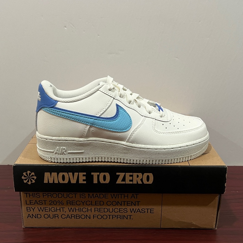 Nike, Air Force 1 LV8, DQ0359 100, White & Blue - Picture 1 of 13